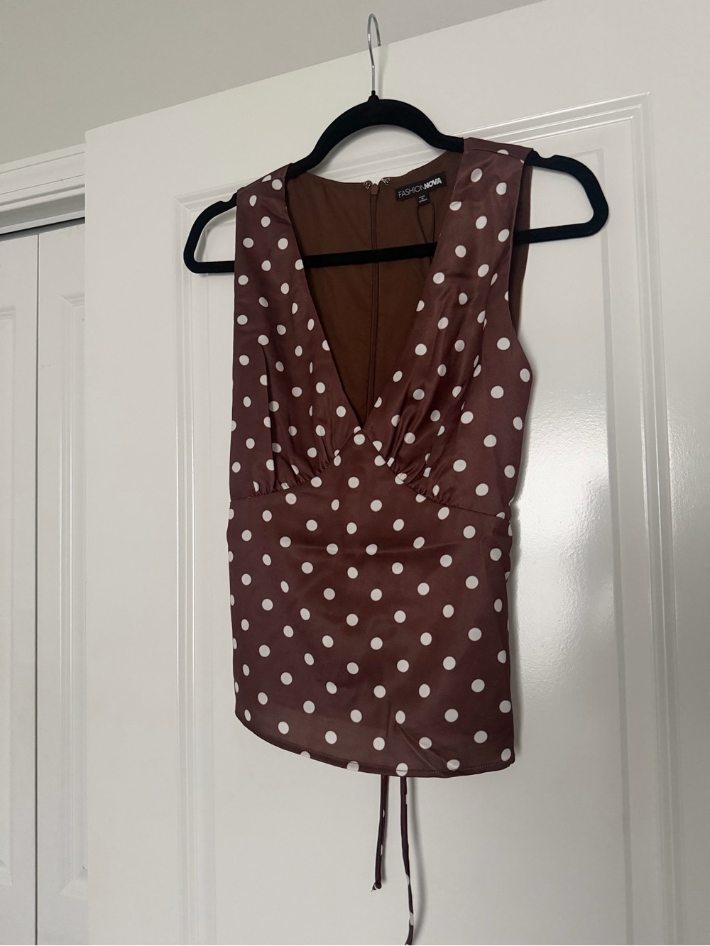 Fashion Nova Brown Polka Dot V-Neck Tie-Hem Cami